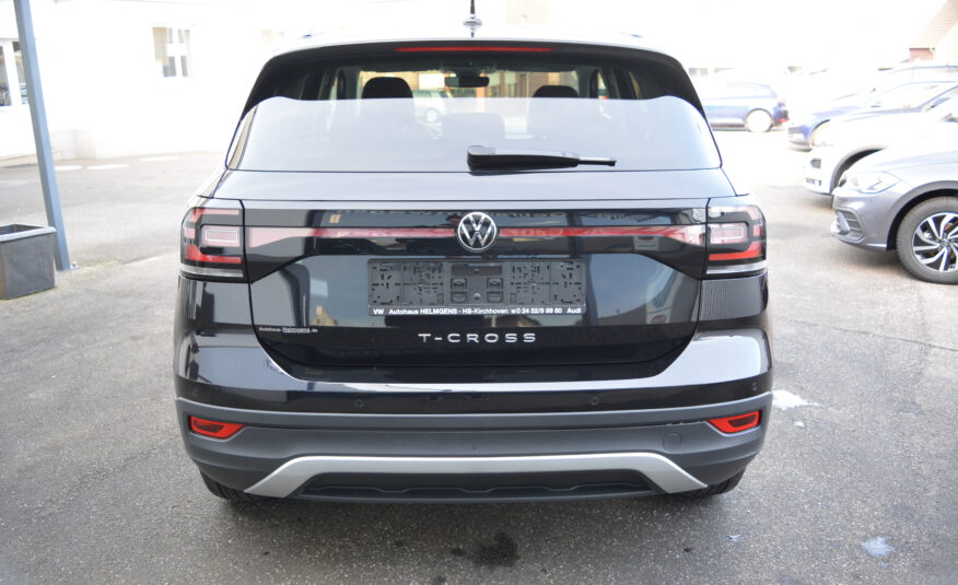 T-Cross 1.5 TSI OPF DSG ACTIVE LED APP ACC KAM