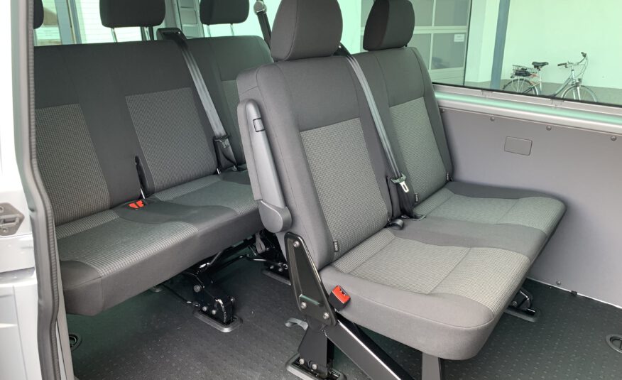 Volkswagen T6.1 Kombi 2,0TDI LR NAVI GRA KLIMA PDC