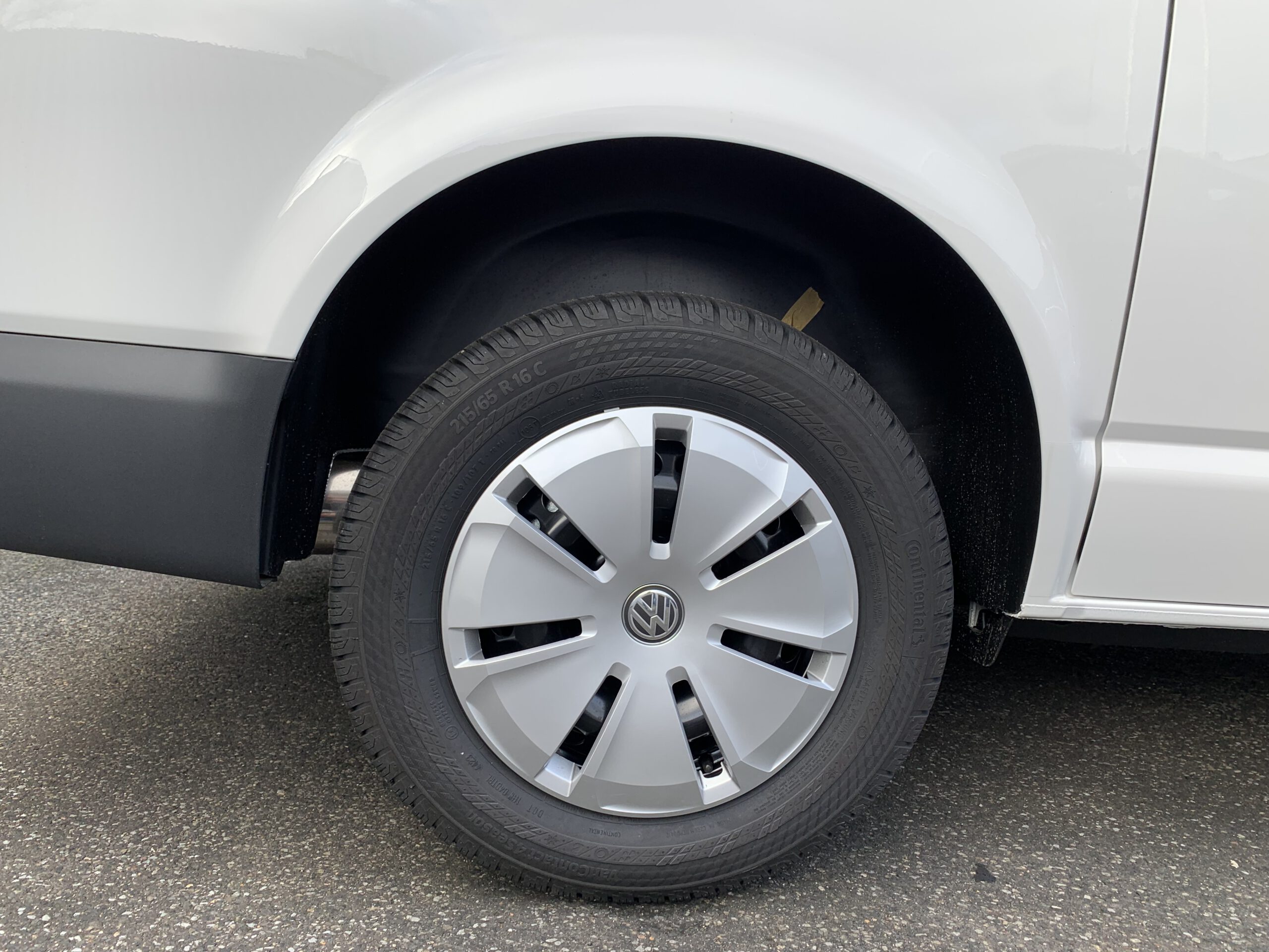 VW T6.1 Kombi 2,0TDI 150 PS AHK APP PDC 8 Sitze Klima