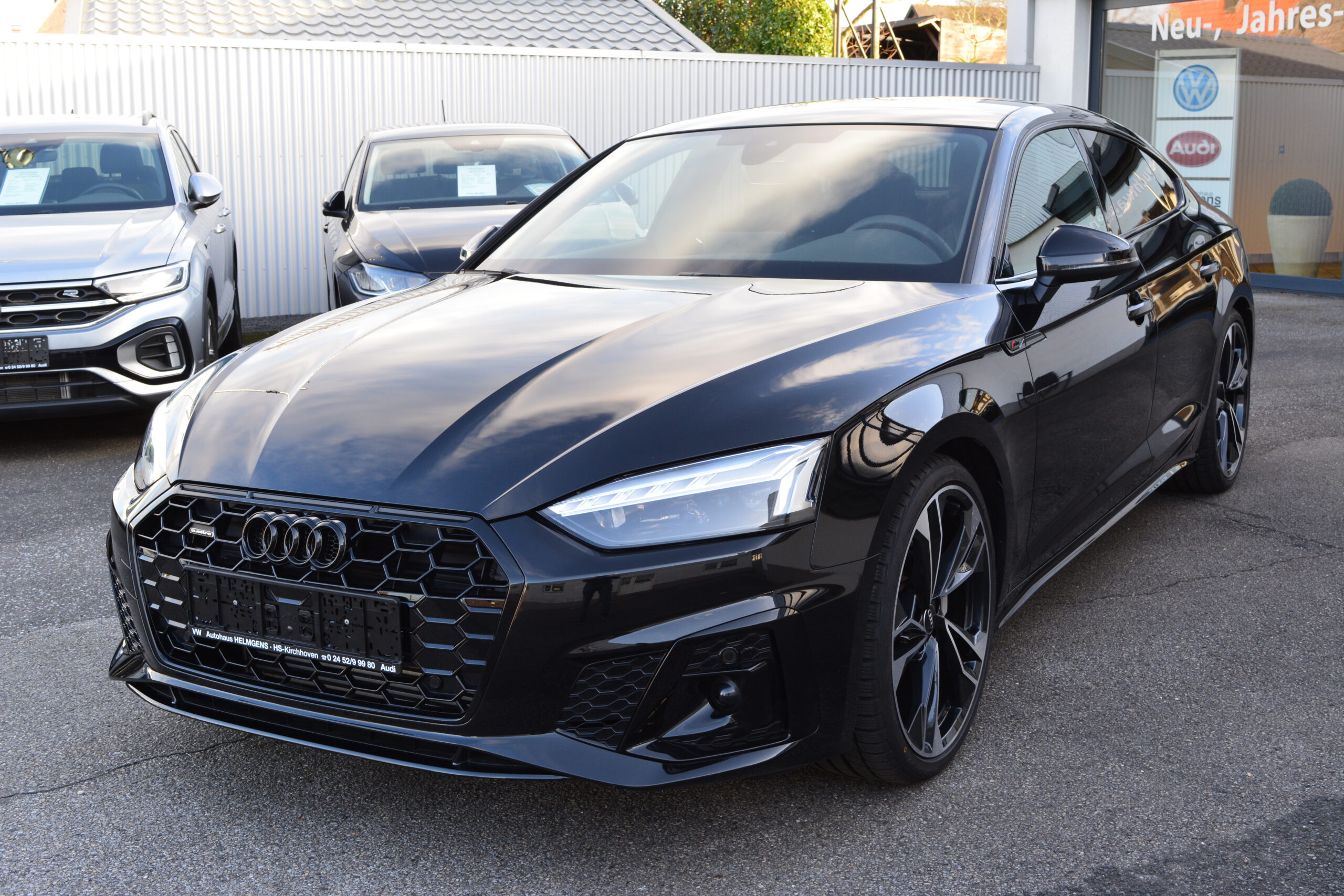 Audi A5 40TFSI QUATTRO Sline Business NAVI MATRIX PANO