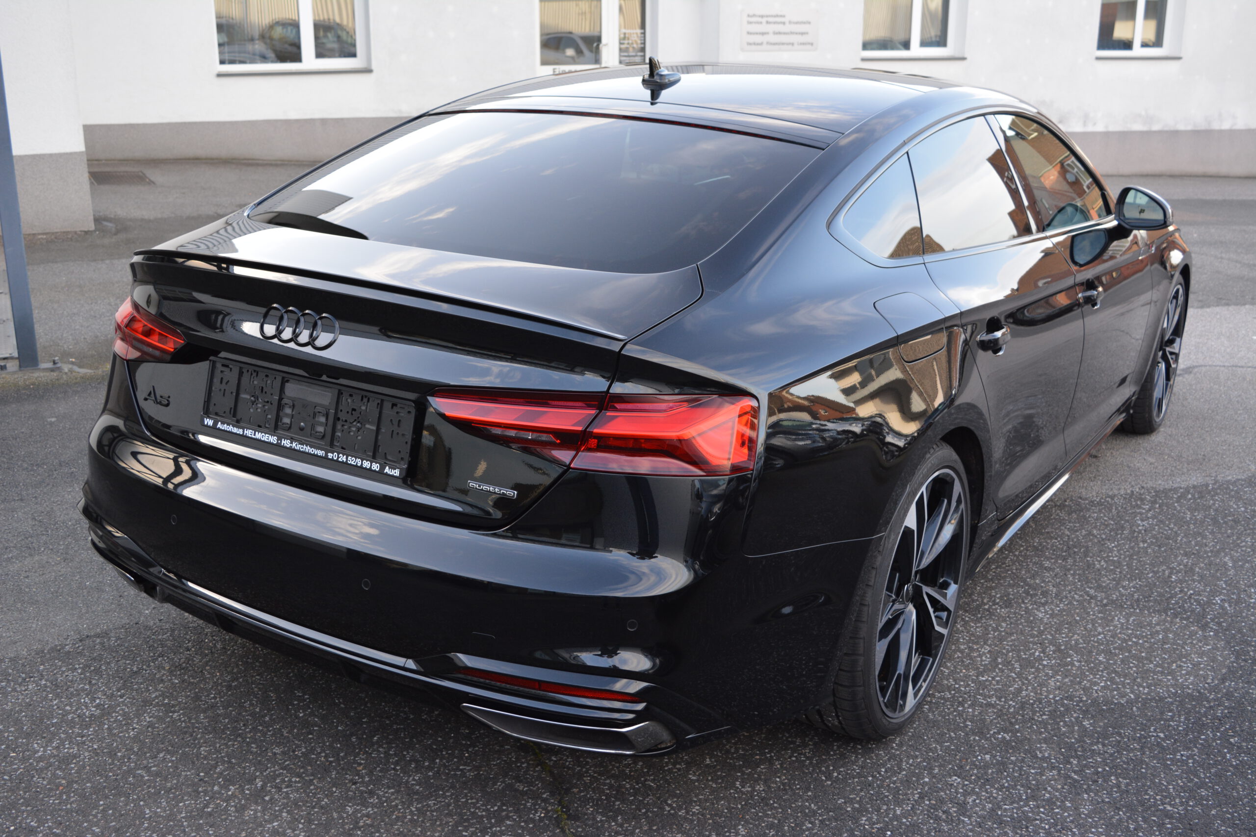 Audi A5 40TFSI QUATTRO Sline Business NAVI MATRIX PANO