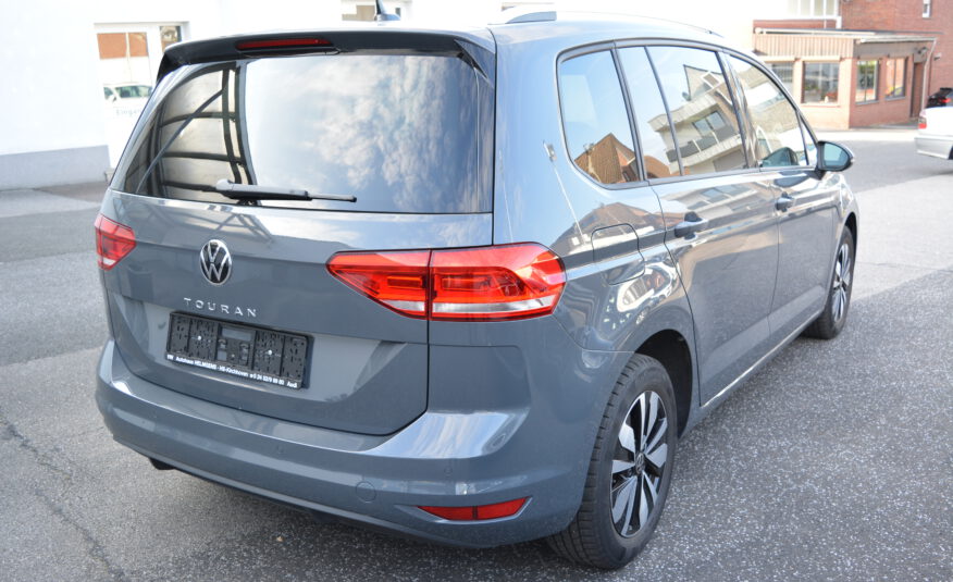 VW Touran 1.5 TSI DSG MOVE IQ 7Sitze NAVI KAM ACC