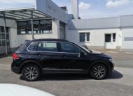 VW TIGUAN 2.0 TDI SCR Comfortline AHK SHZ PDC LEDER LMF