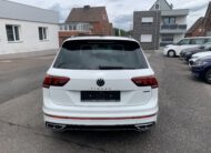 VW TIGUAN 2.0TDI 200PS DSG 4M R-Line AHK NAVI PANO