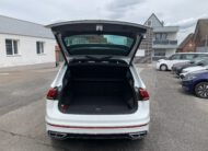 VW TIGUAN 2.0TDI 200PS DSG 4M R-Line AHK NAVI PANO