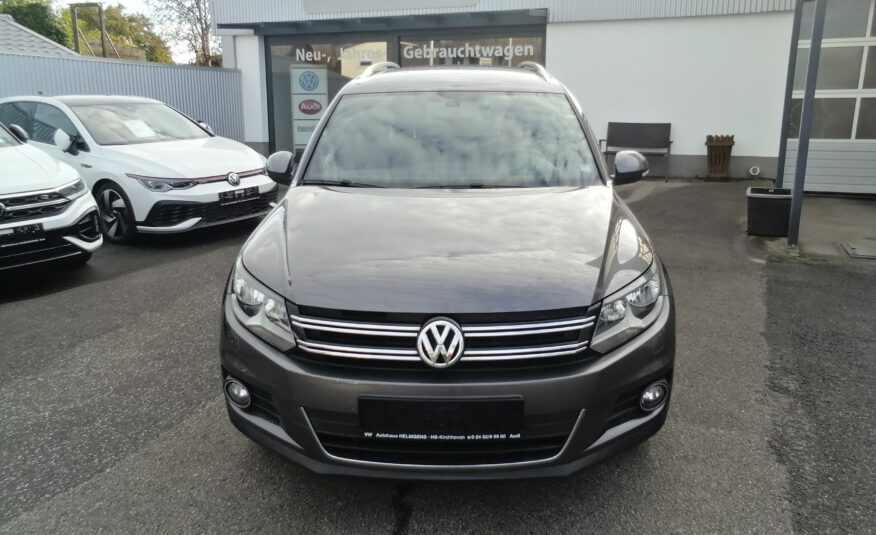 VW TIGUAN 2.0 TDI SCR BlueMotion Technology Lounge Sp