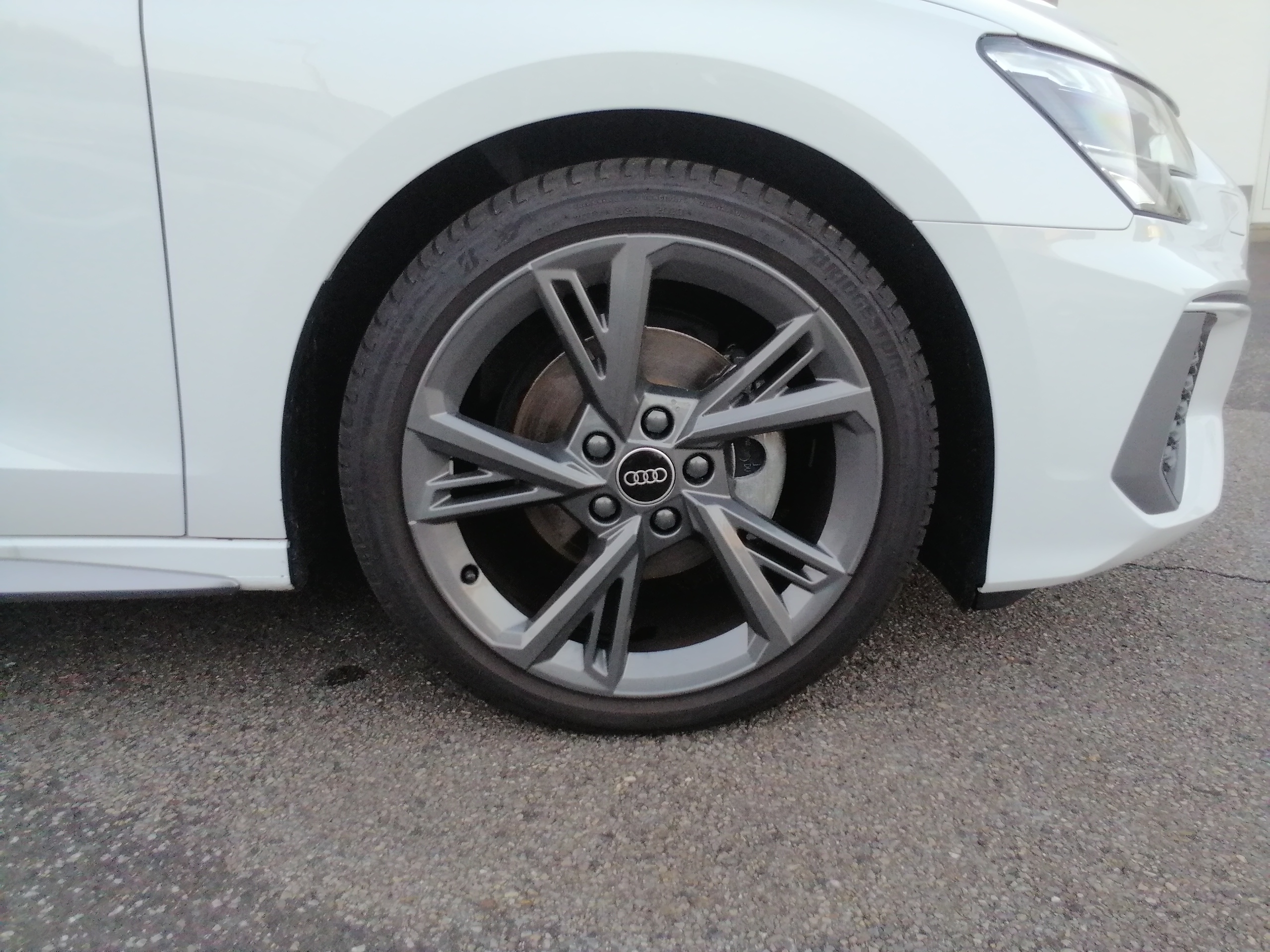 AUDI A3 35 TFSI Limousine S tronic line LED CARBON LEDER