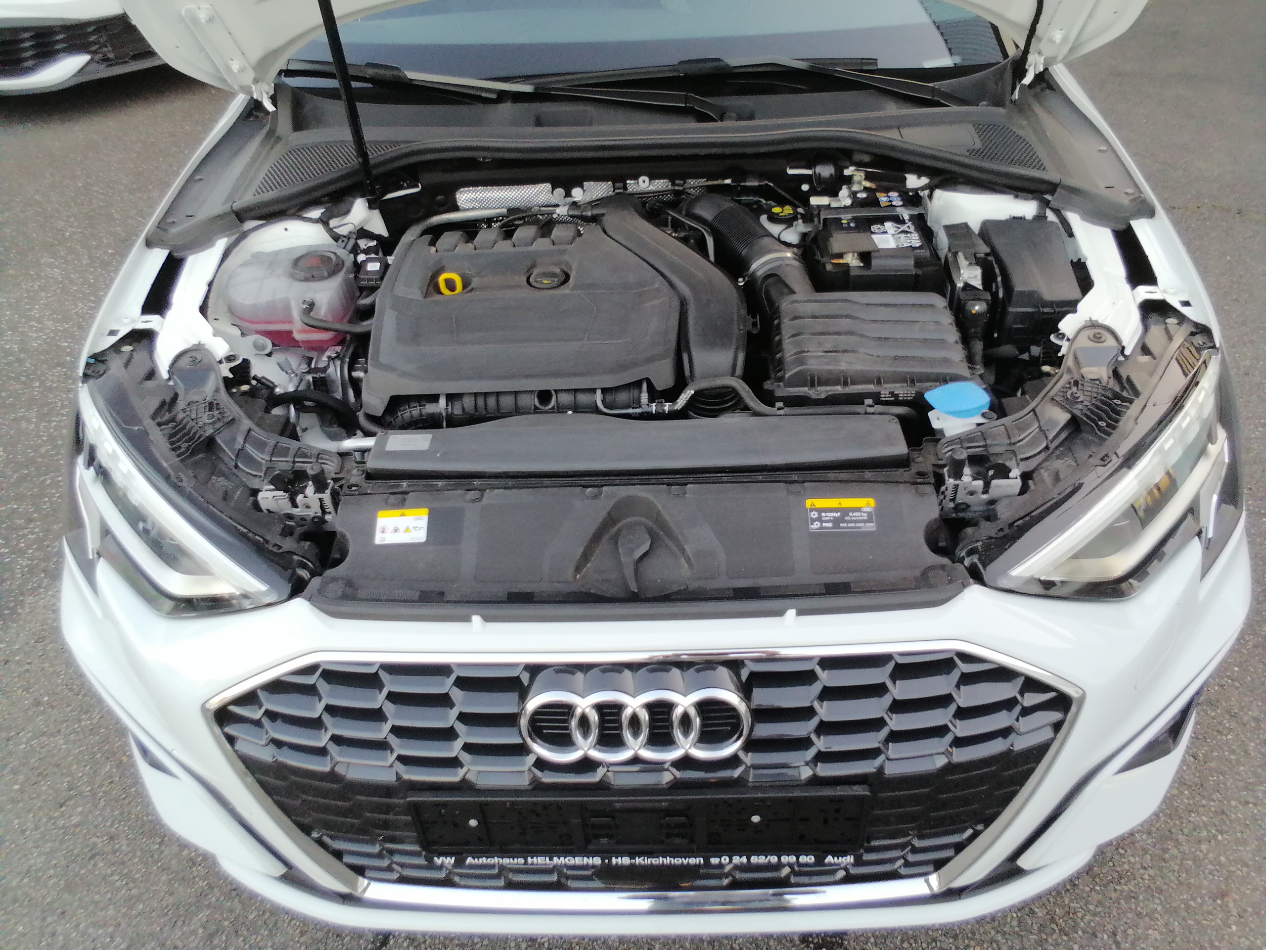 AUDI A3 35 TFSI Limousine S tronic line LED CARBON LEDER