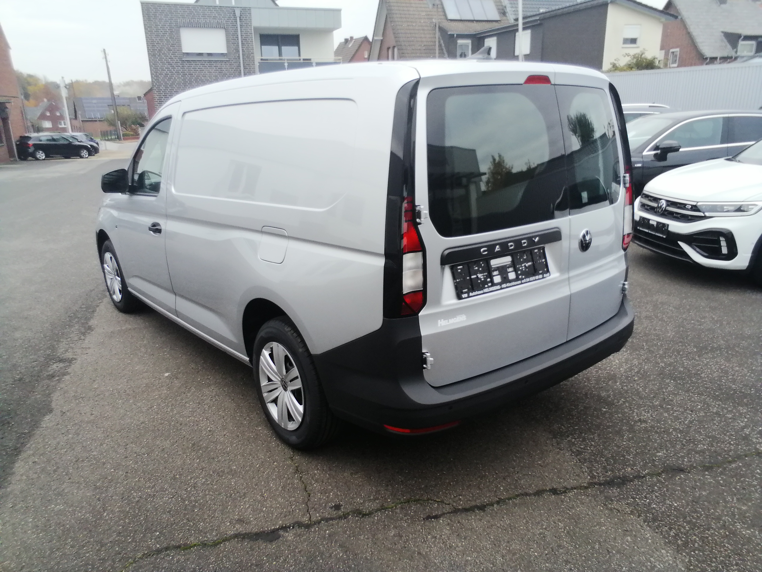 VW CADDY 2,0 TDI Maxi PDC APP KLIMA