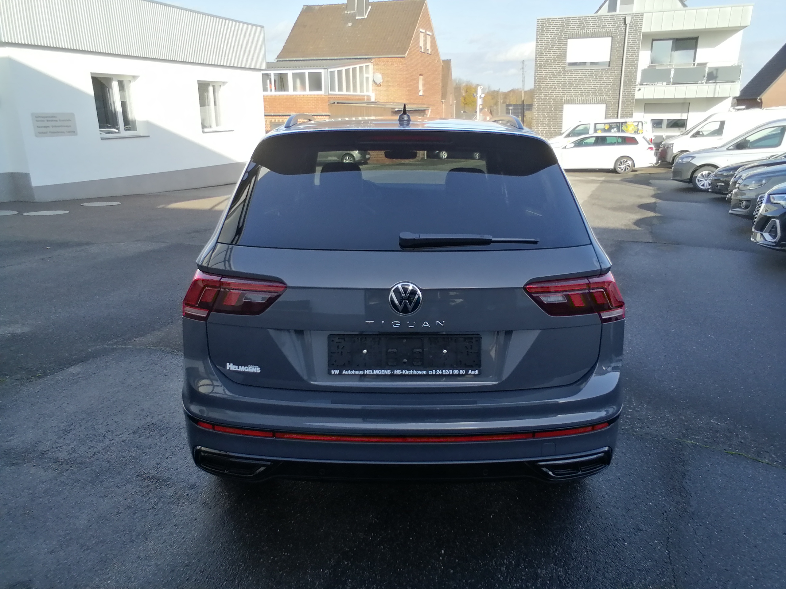 VW TIGUAN 1,5 TSI DSG R-Line AHK ACC LED