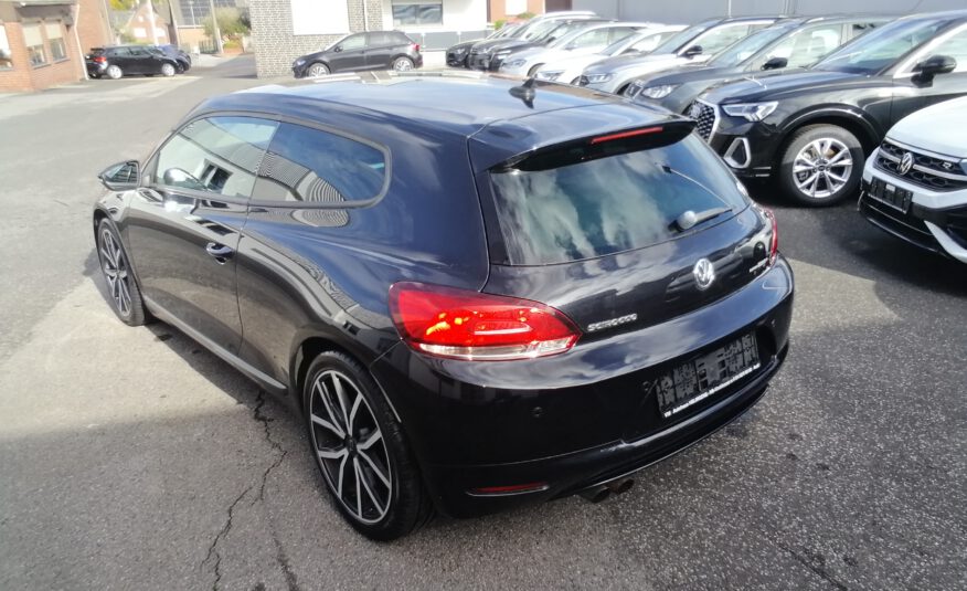 VW Scirocco 1.4 TSI 122 PS NAVI SHZ PDC