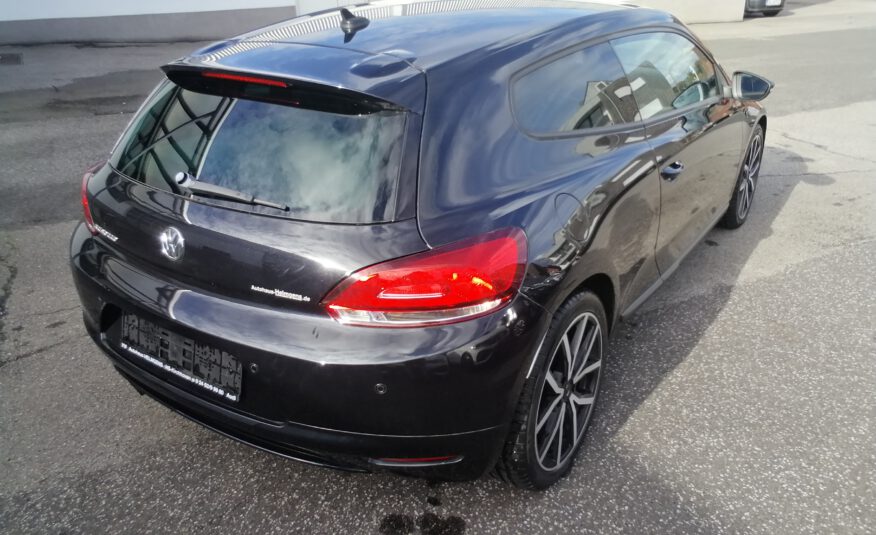 VW Scirocco 1.4 TSI 122 PS NAVI SHZ PDC