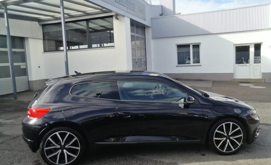 VW Scirocco 1.4 TSI 122 PS NAVI SHZ PDC