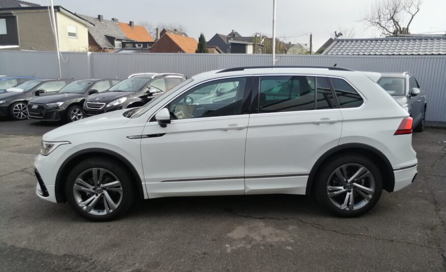 VW TIGUAN 1.5 TSI OPF DSG R-Line NAVI LED ACC AHK KAM