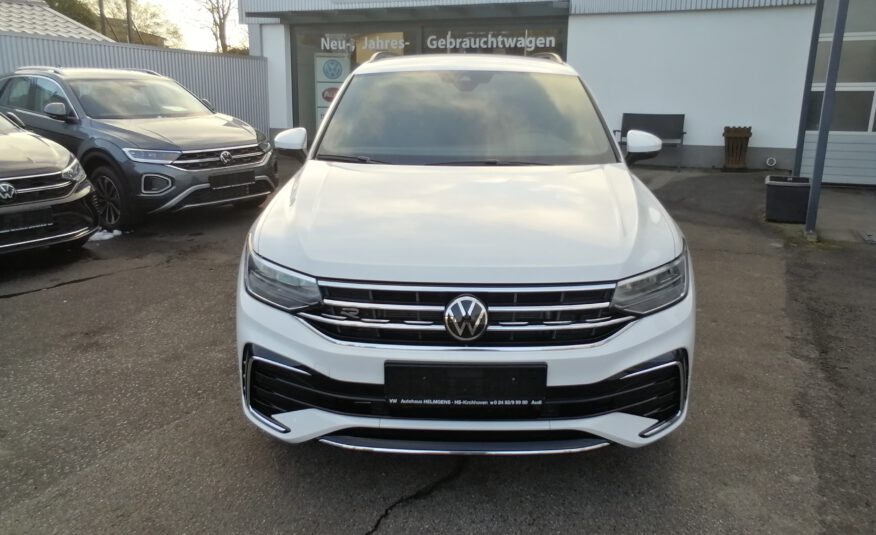 VW TIGUAN 1.5 TSI OPF DSG R-Line NAVI LED ACC AHK KAM