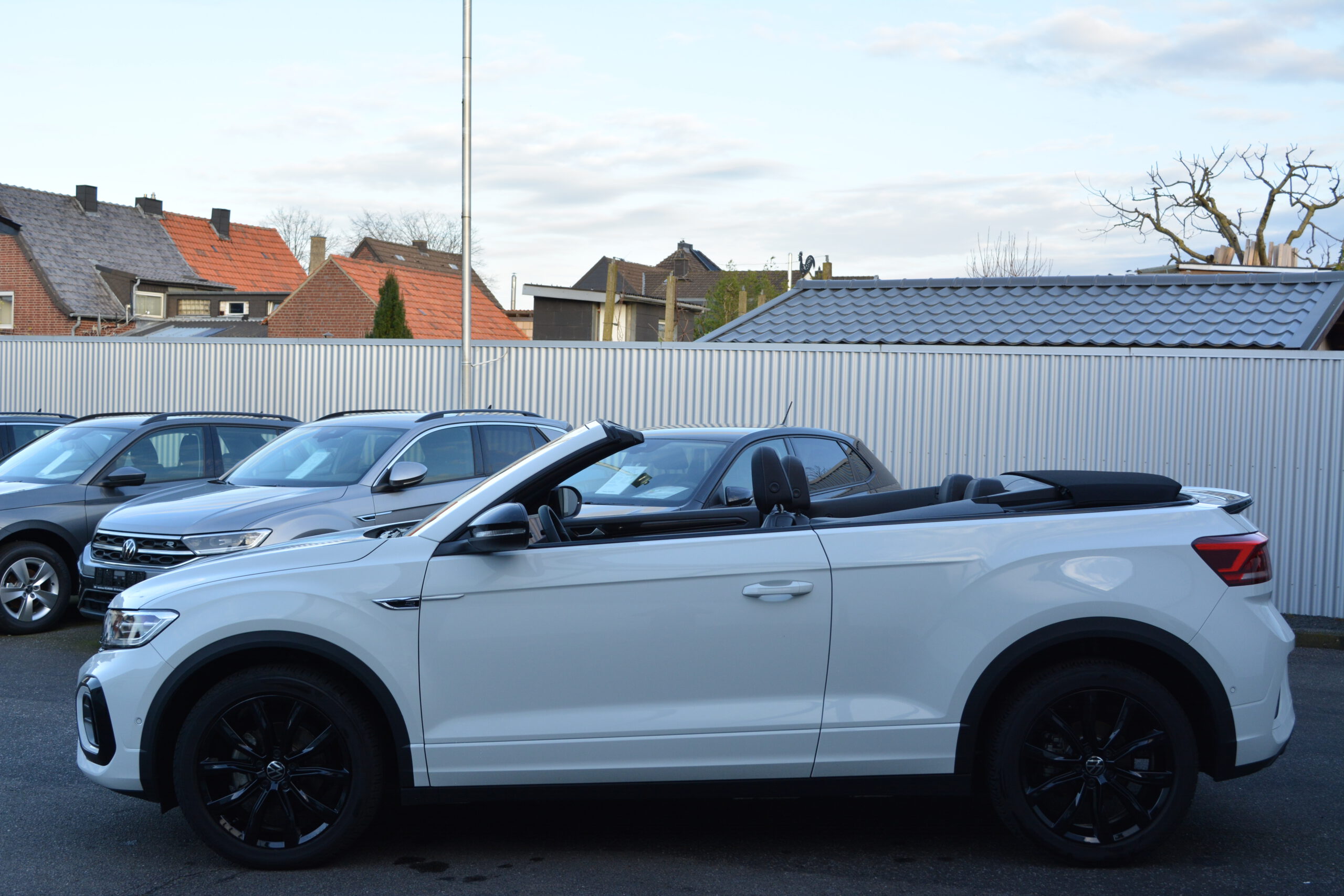 T-ROC Cabrio R-Line 1,5TSI LED ACC KAM Black Style APP