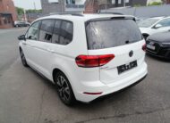 TOURAN 1,5 TSI DSG Highline R-Line AHK KAM NAVI 7Sitze Black Style