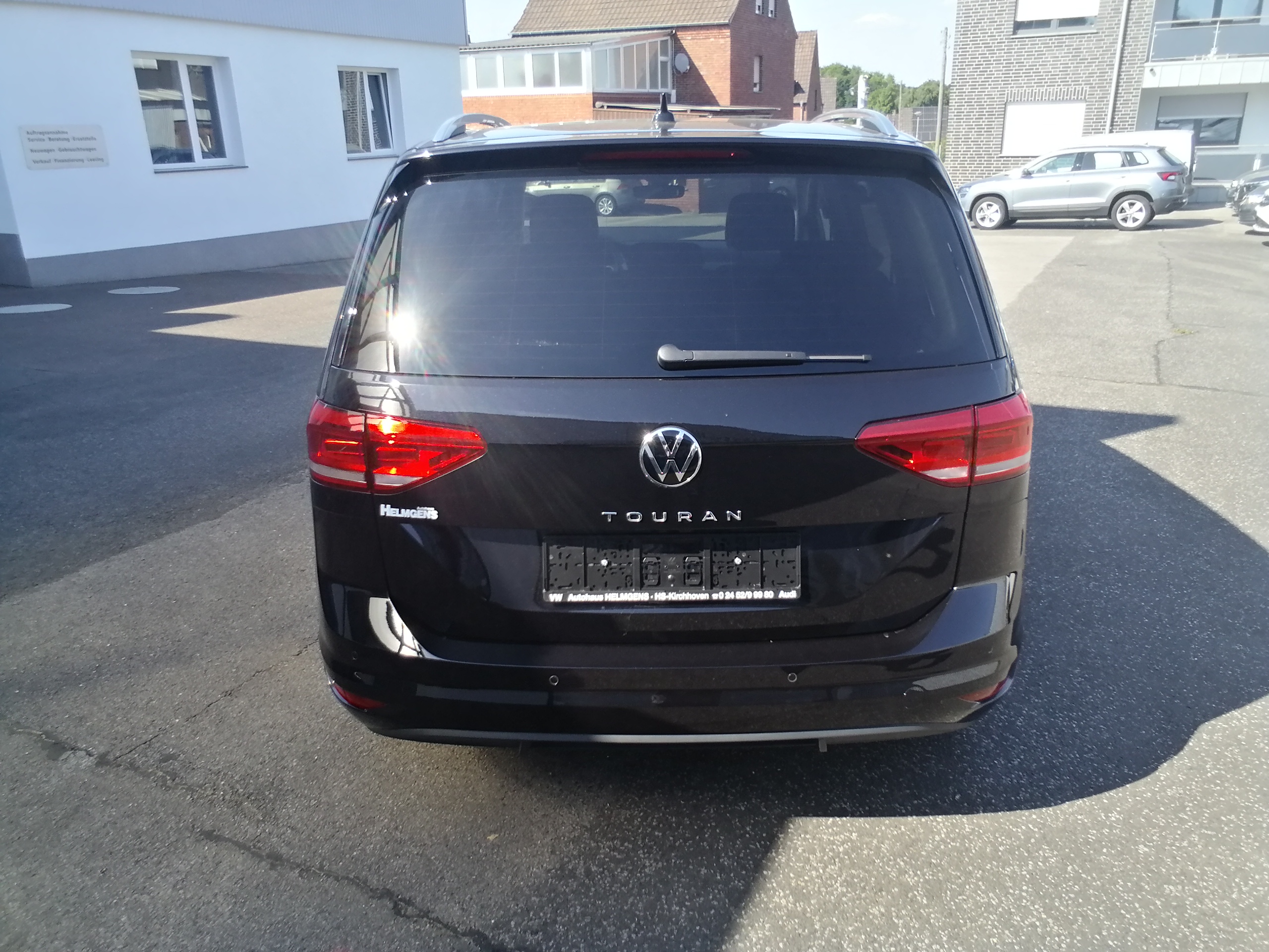 VW TOURAN 1,5 TSI DSG Move IQ AHK KAM ACC APP