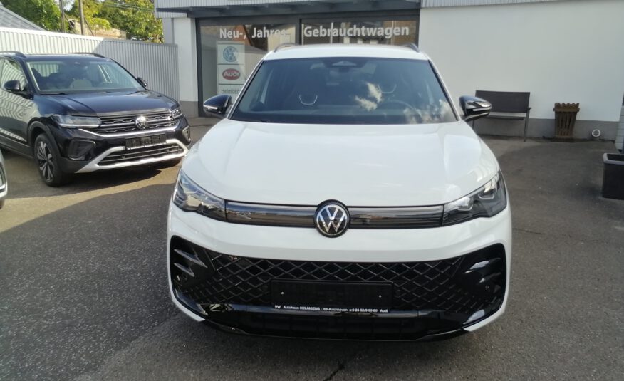 VW TIGUAN 1.5eTSI 150 PS R-Line LED NAVI AHK EPaket Black Style
