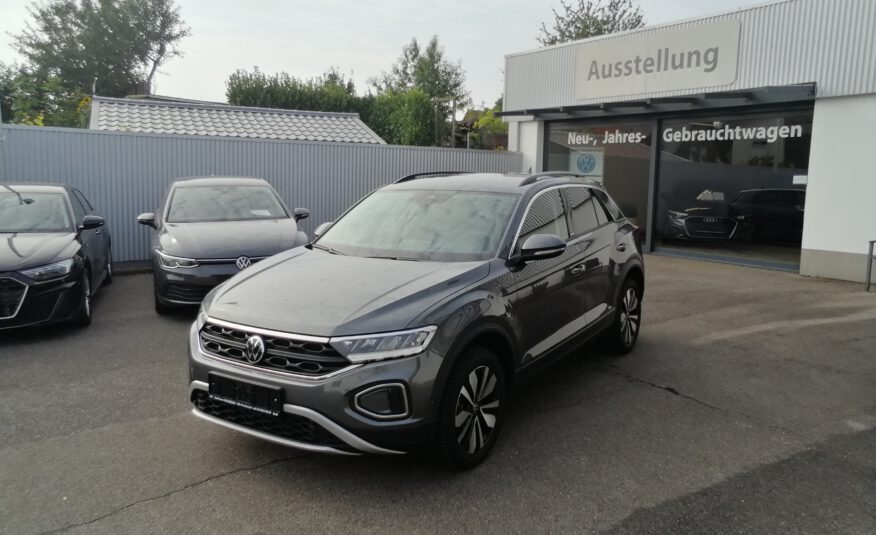 VW T-ROC 1,5 TSI DSG Move LED ACC LMF APP SHZ Sprachst