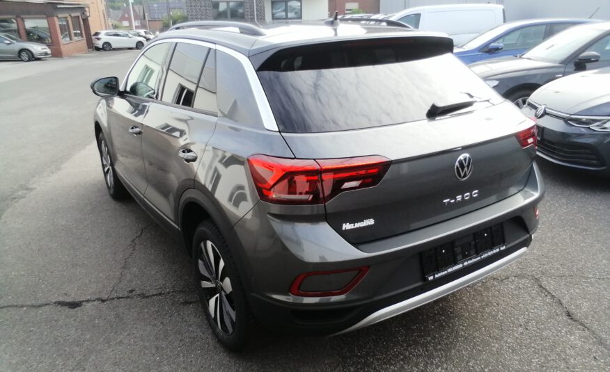 VW T-ROC 1,5 TSI DSG Move LED ACC LMF APP SHZ Sprachst