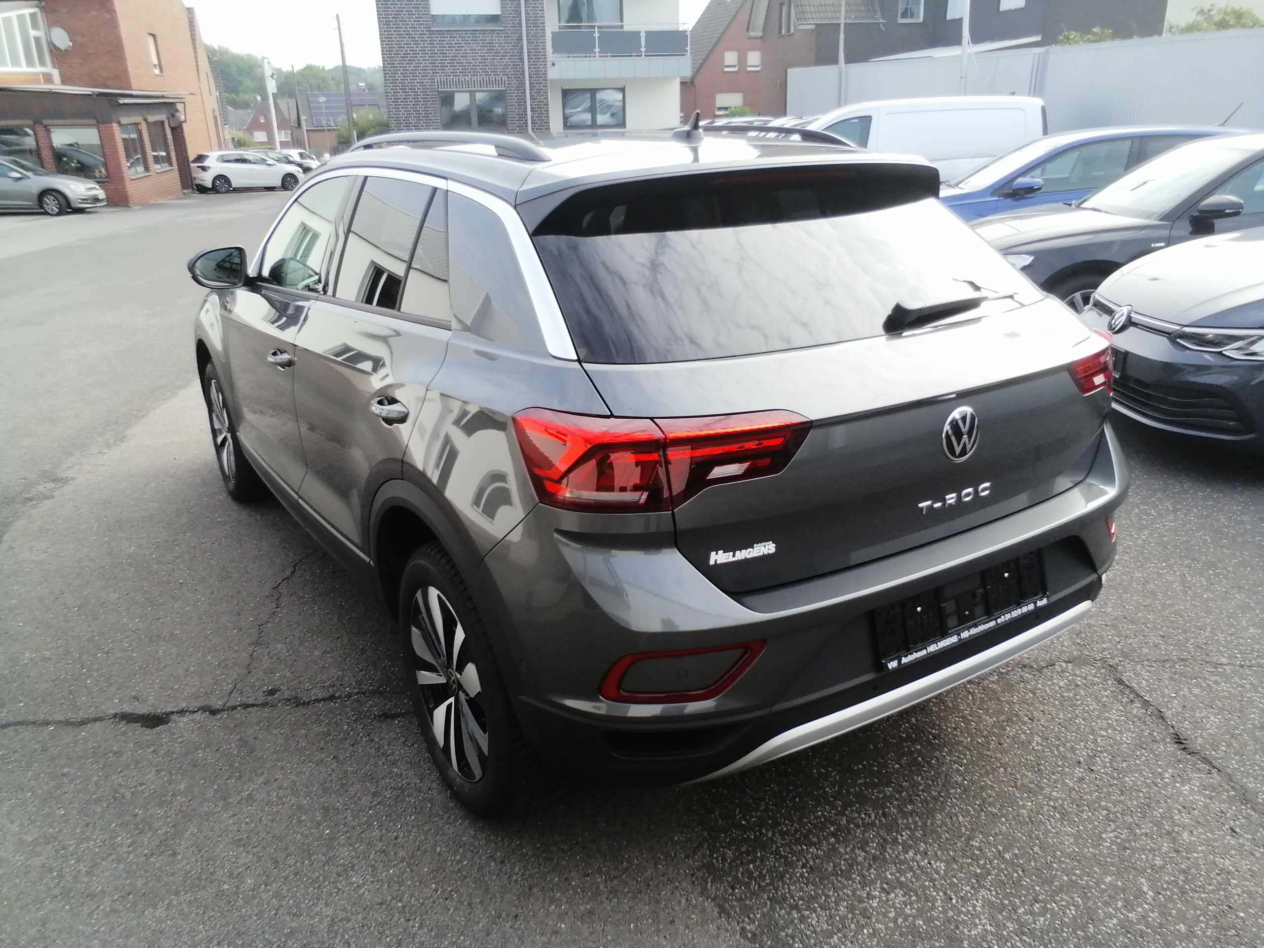 VW T-ROC 1,5 TSI DSG Move LED ACC LMF APP SHZ Sprachst