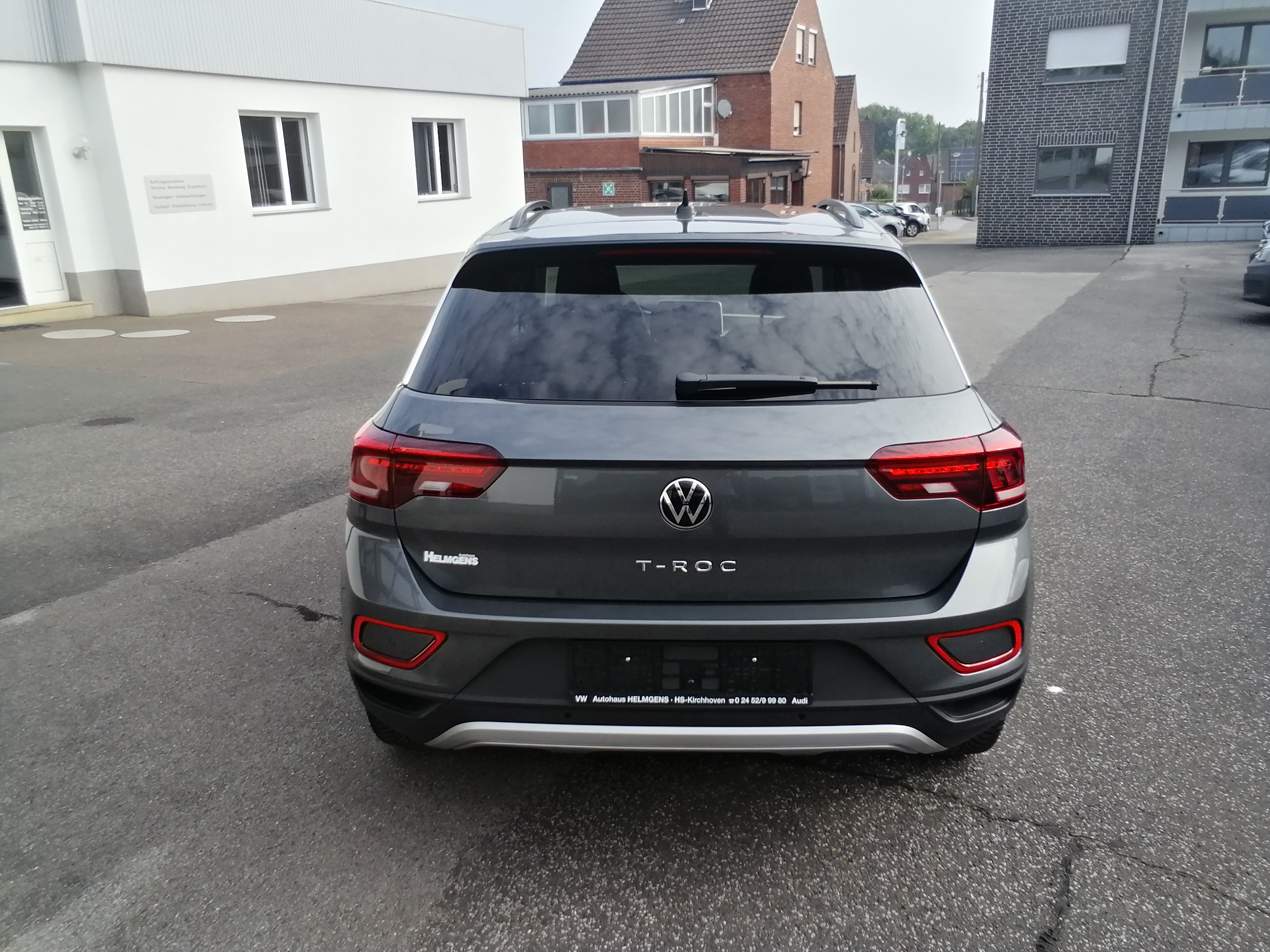 VW T-ROC 1,5 TSI DSG Move LED ACC LMF APP SHZ Sprachst