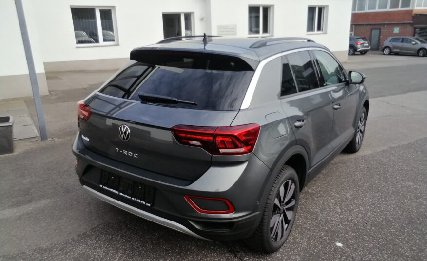 VW T-ROC 1,5 TSI DSG Move LED ACC LMF APP SHZ Sprachst