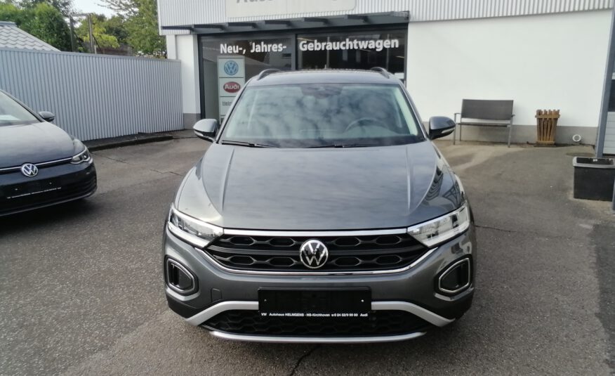 VW T-ROC 1,5 TSI DSG Move LED ACC LMF APP SHZ Sprachst