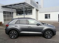 VW T-ROC 1,5 TSI DSG Move LED ACC LMF APP SHZ Sprachst