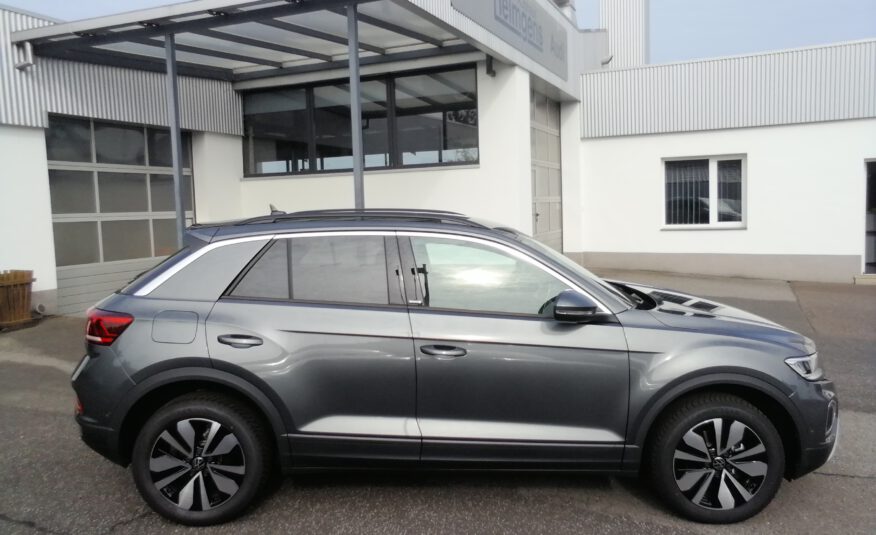 VW T-ROC 1,5 TSI DSG Move LED ACC LMF APP SHZ Sprachst