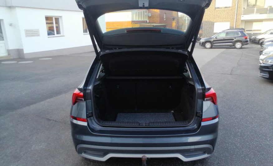 Skoda KAMIQ 1.5 TSI DSG Style LED AHK NAVI ACC KAM LMF
