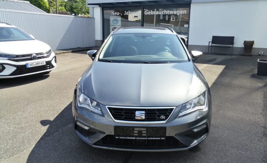 SEAT LEON ST FR 1,4 150 PS NAVI PANO SHZ GRA APP PDC