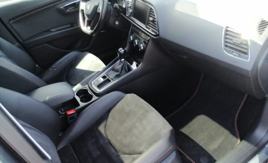 SEAT LEON ST FR 1,4 150 PS NAVI PANO SHZ GRA APP PDC