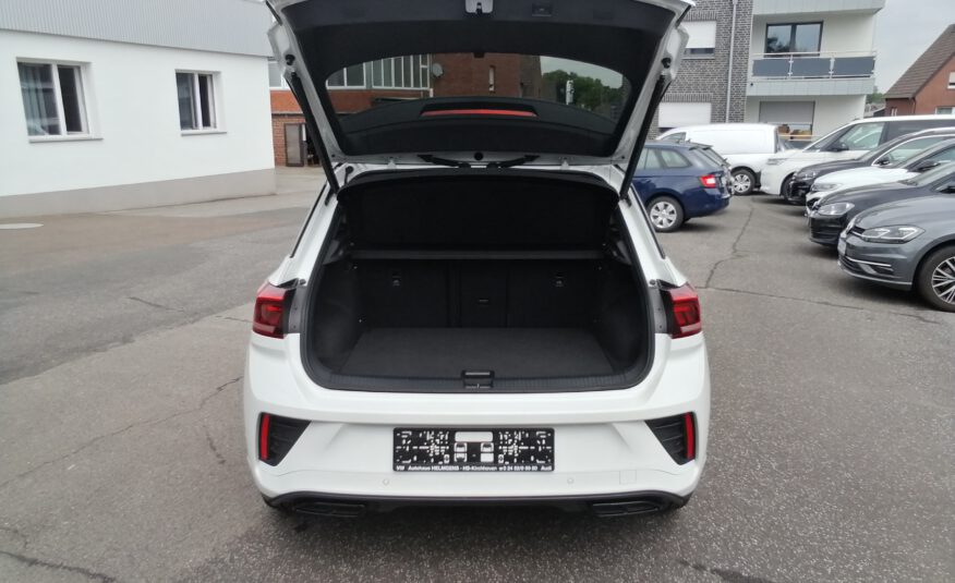 VW T-ROC 1,5 TSI DSG R-Line LED PANO NAVI ACC KAM Easy Open