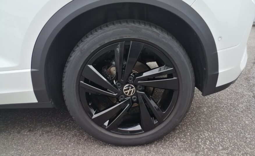 VW T-ROC 1,5 TSI DSG R-Line LED PANO NAVI ACC KAM Easy Open
