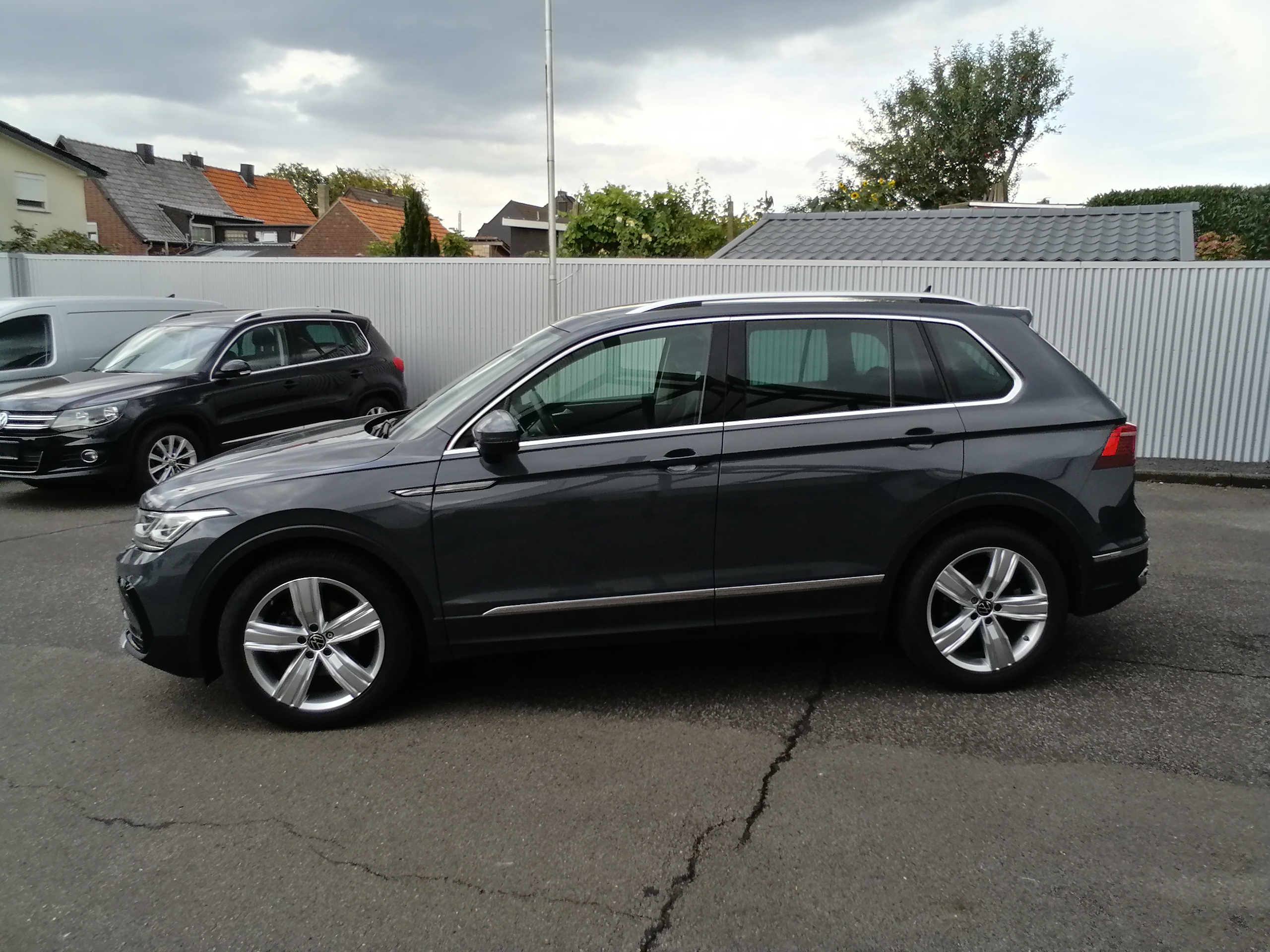 VW Tiguan 1.5 TSI OPF DSG Elegance LED AHK ACC EPAKET