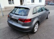 Audi A3 Ambition Xenon NAVI SHZ Telefonv. PDC Klima