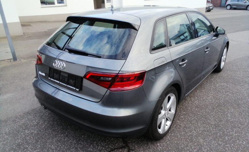 Audi A3 Ambition Xenon NAVI SHZ Telefonv. PDC Klima