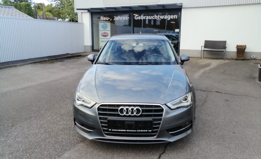 Audi A3 Ambition Xenon NAVI SHZ Telefonv. PDC Klima