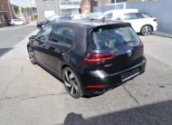 VW GOLF 1,5 TSI Highline R-Line LED SHZ ACC KAM 18LMF