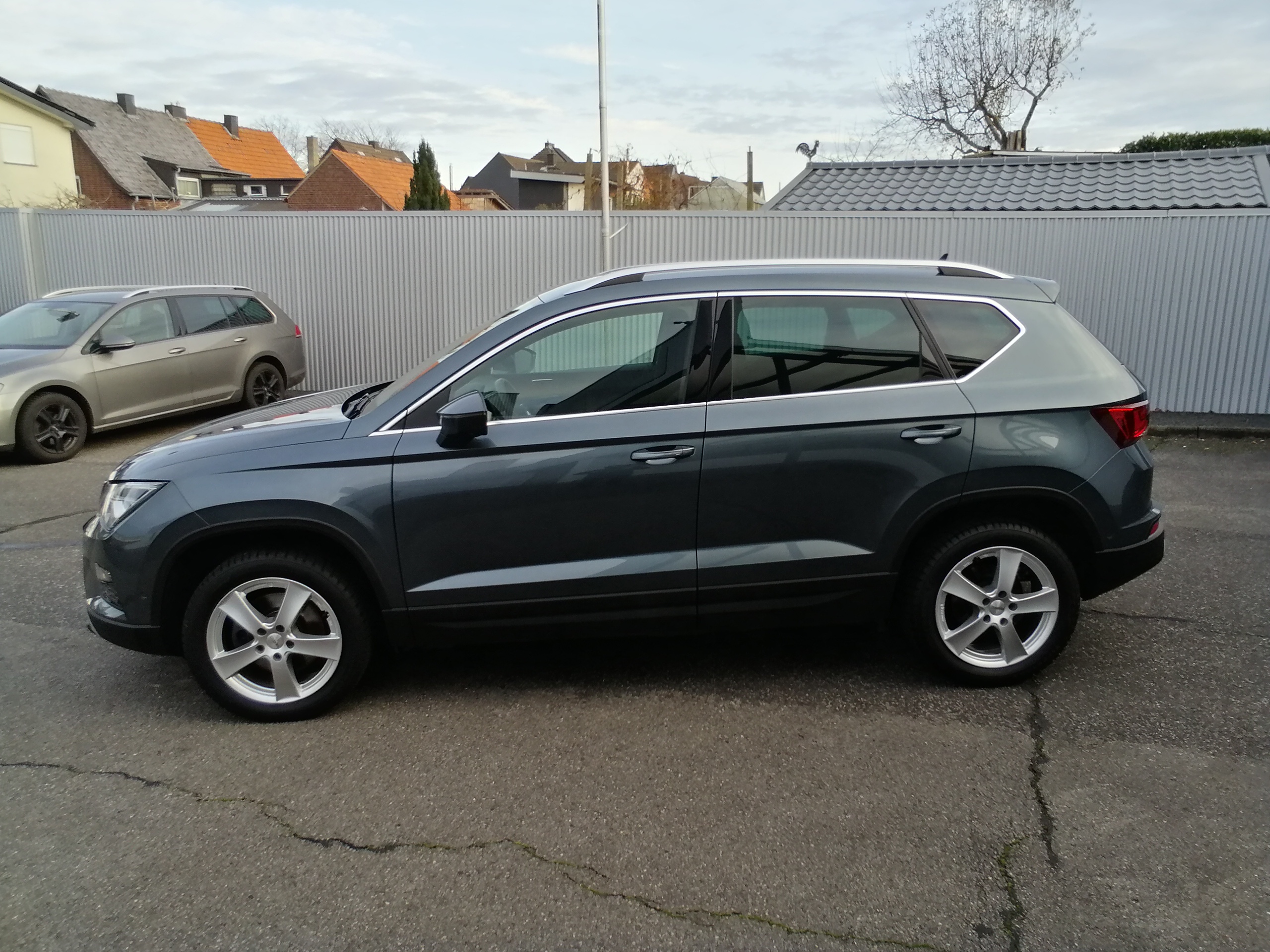 SEAT Ateca 1,4 TSI Xcellence NAVI LED AHK ACC SHZ