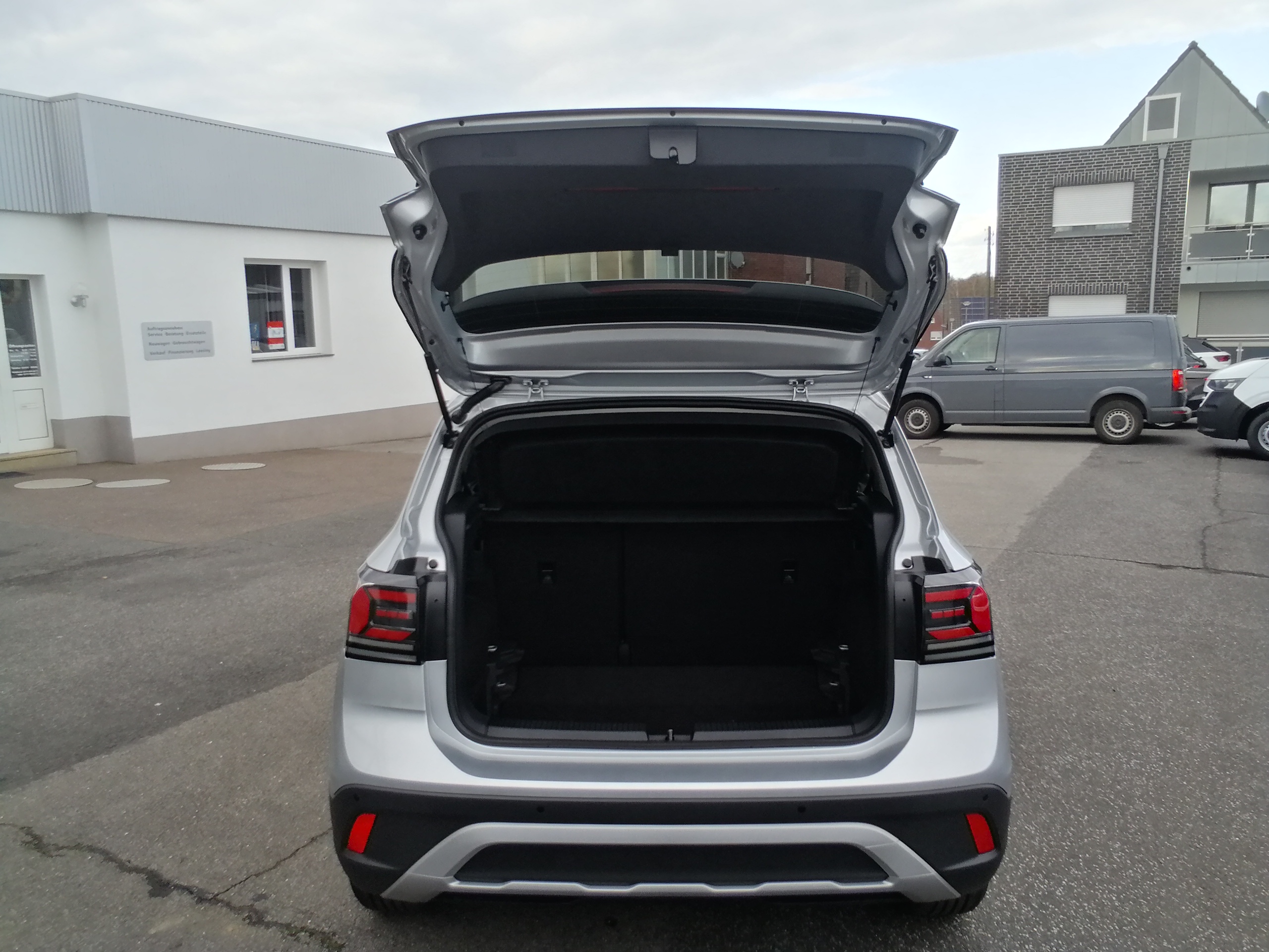 VW T-Cross 1.0 TSI 116PS DSG Life LED SHZ KAM APP LMF17