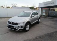 VW T-Roc 1,5 TSI LIFE ACC KAM APP SHZ LMF