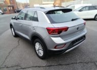 VW T-Roc 1,5 TSI LIFE ACC KAM APP SHZ LMF