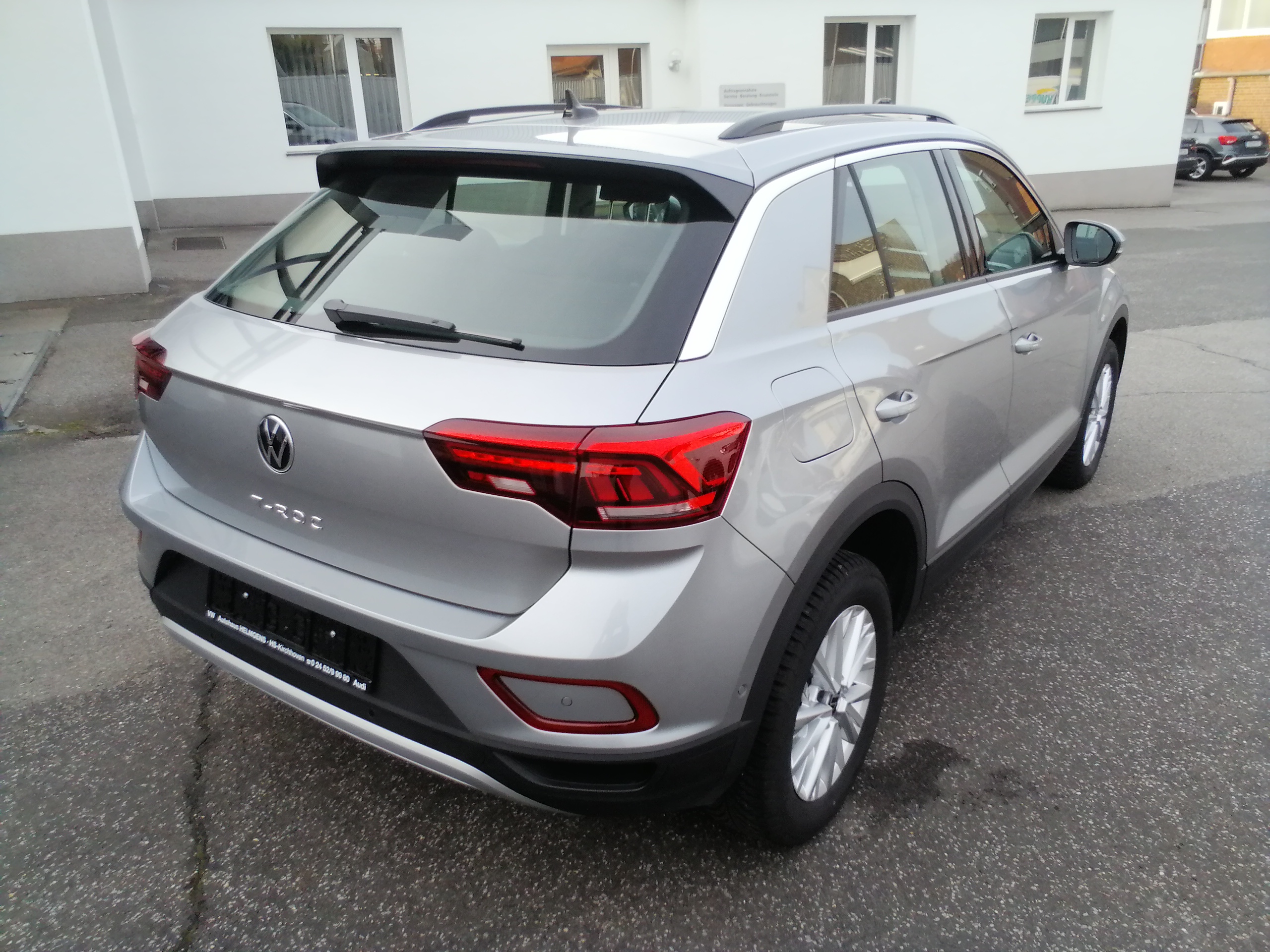 VW T-Roc 1,5 TSI LIFE ACC KAM APP SHZ LMF