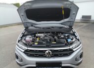 VW T-Roc 1,5 TSI LIFE ACC KAM APP SHZ LMF