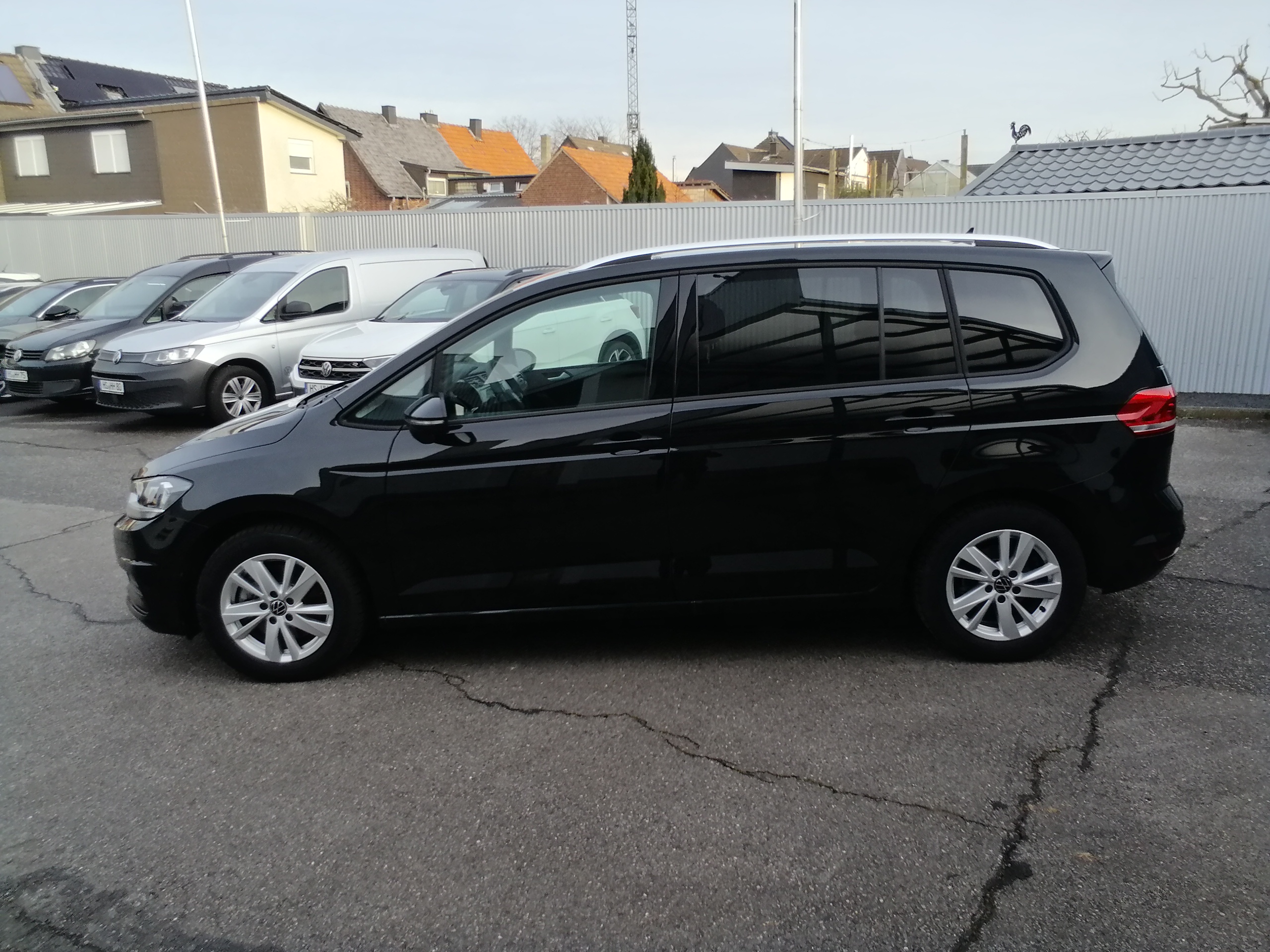 VW Touran 1,5 TSI DSG Comfortline NAVI ACC SHZ KAMERA