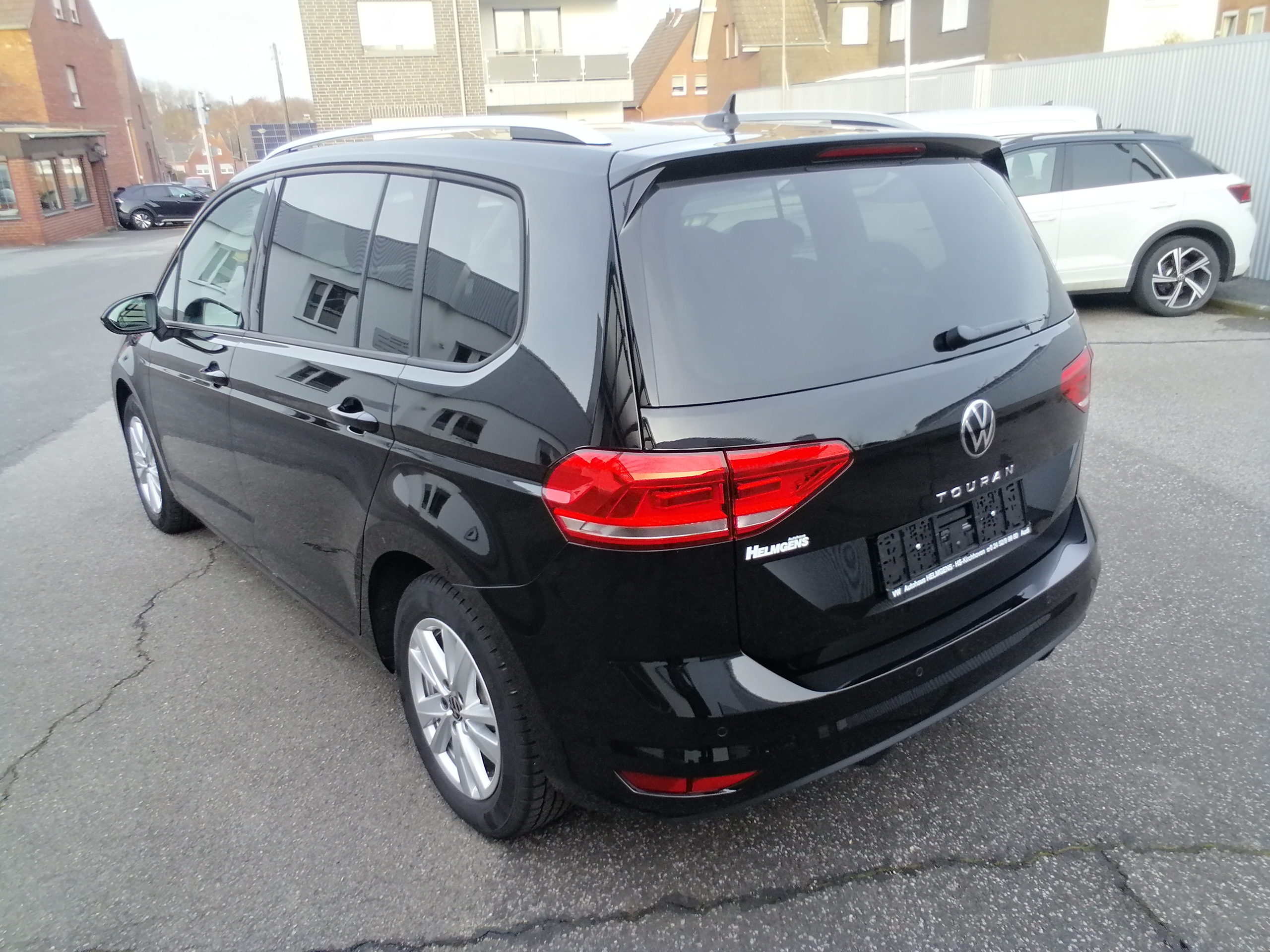 VW Touran 1,5 TSI DSG Comfortline NAVI ACC SHZ KAMERA