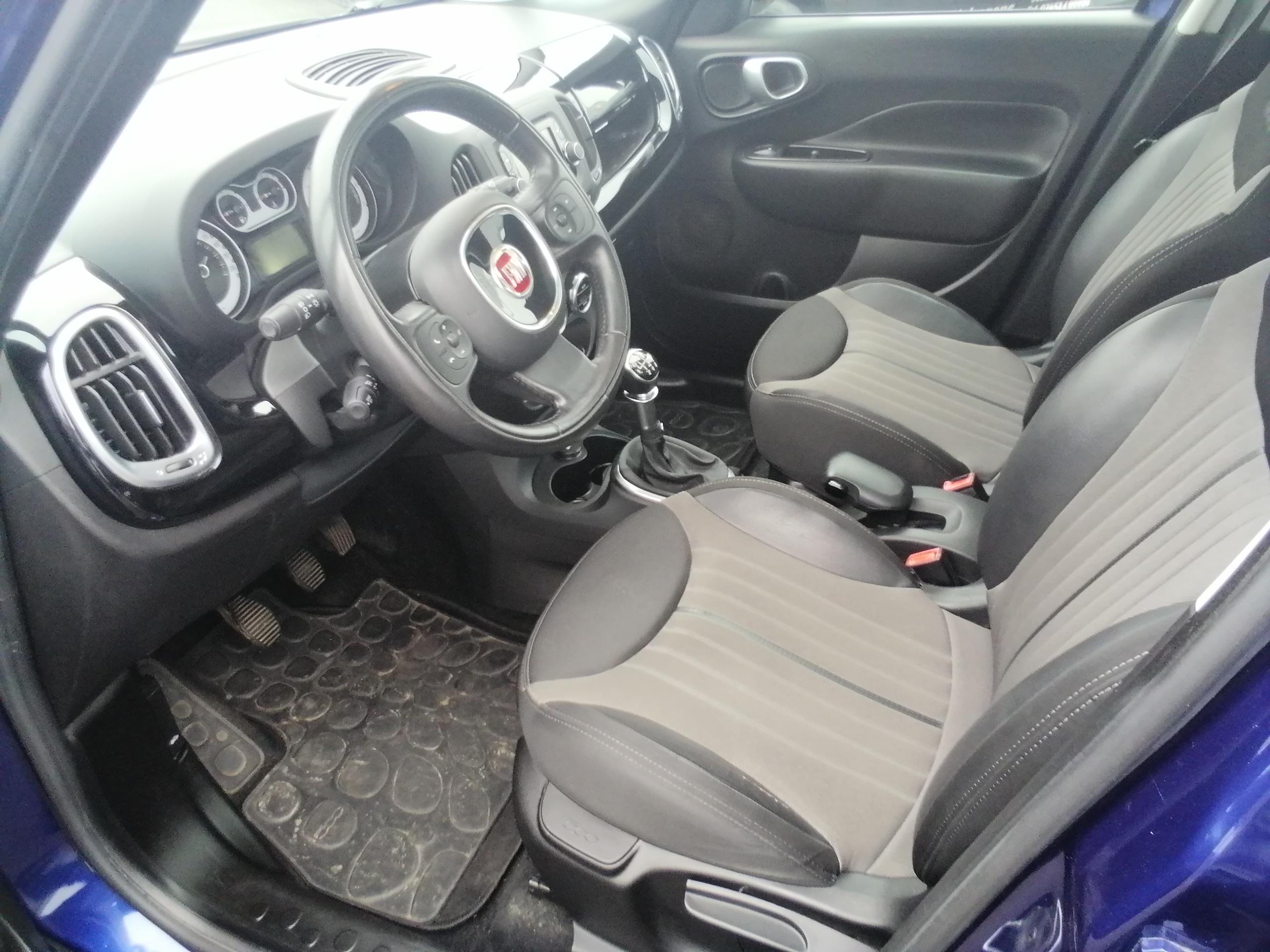 Fiat 500L Lounge PANO TELEFON GRA PDC